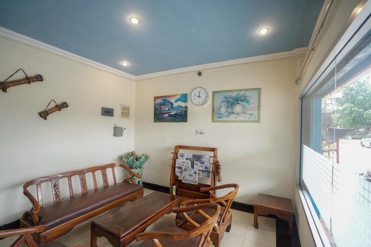 Oyo 448 Hotel Central Palembang Eksteriør bilde